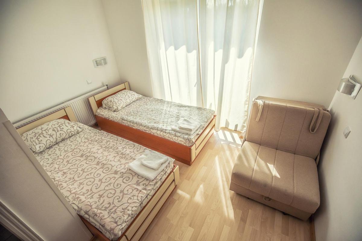 Hostel ADICA PRENOĆIŠTE SPORT Wellness centar - bazeni Ada Exterior foto