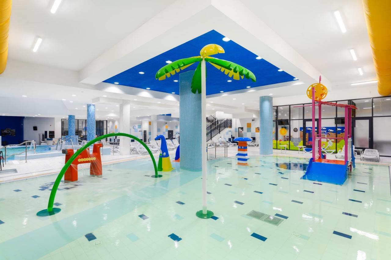 Hostel ADICA PRENOĆIŠTE SPORT Wellness centar - bazeni Ada Exterior foto